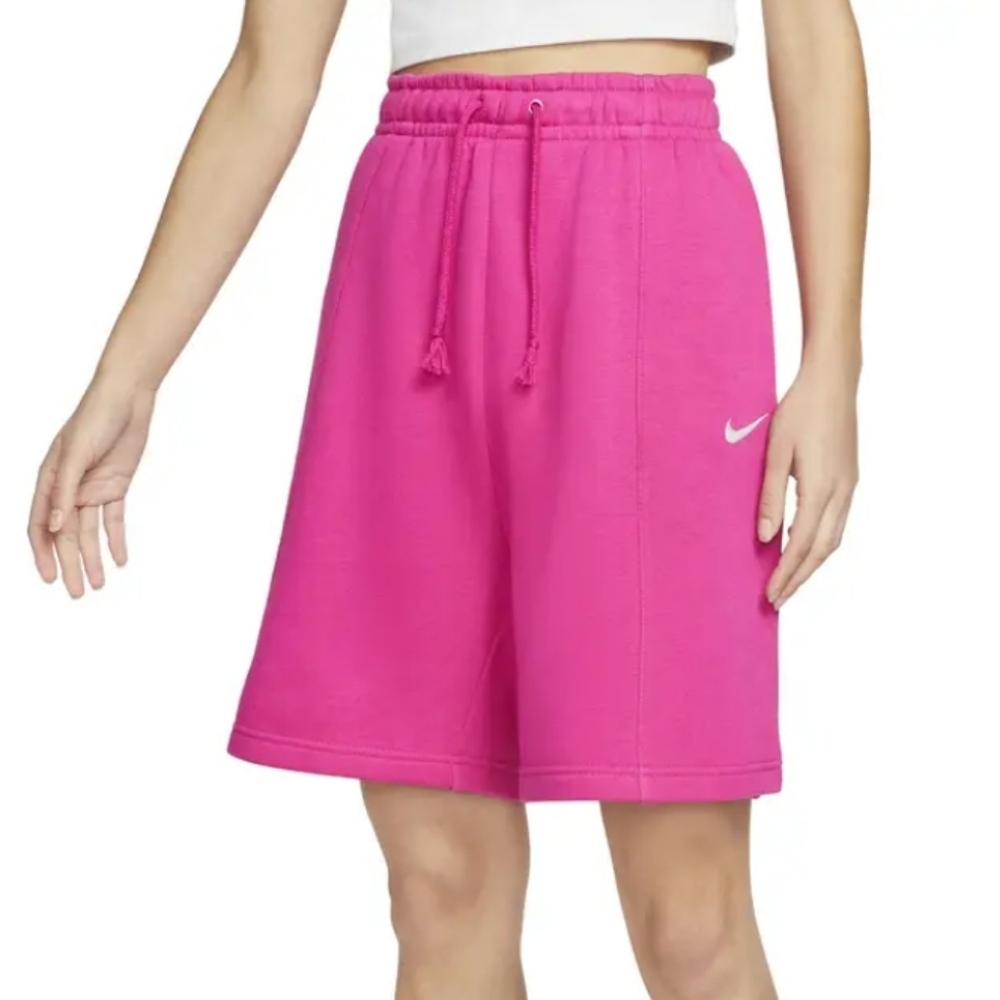 Nike Sportwear Essential Fleece High Rise Shorts